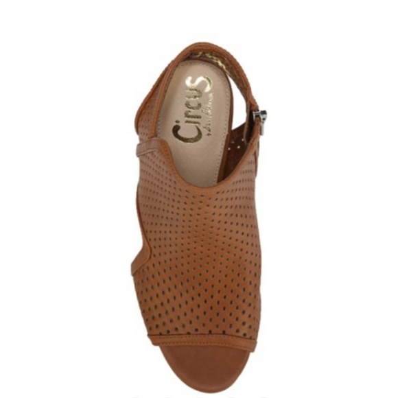 NIB Open toe bootie - Picture 4 of 8